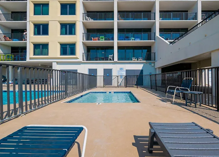 Apartment Island Winds West 378 *